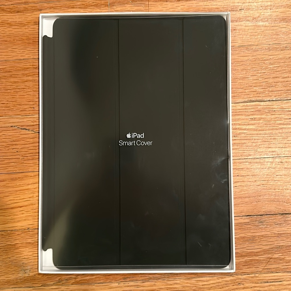 iPad Smart Cover - Cyprus Green - new in box NIB